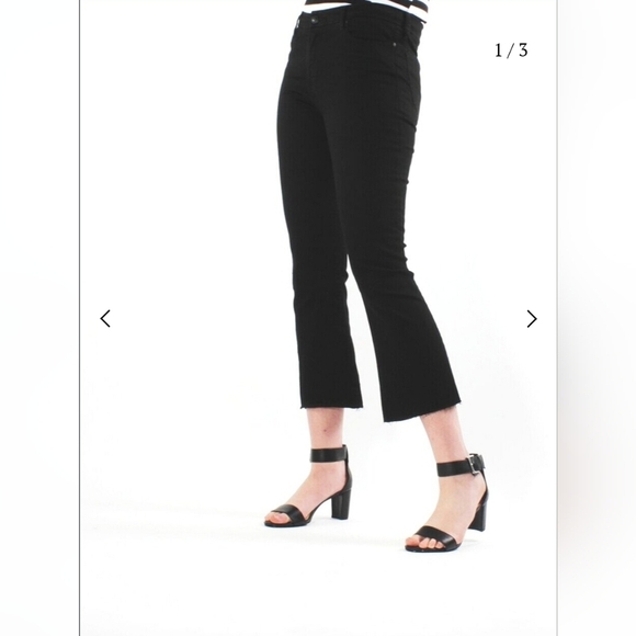 Amarisa Jeans Belle Mid Rise Flare Crop Sz 29R - Picture 1 of 2